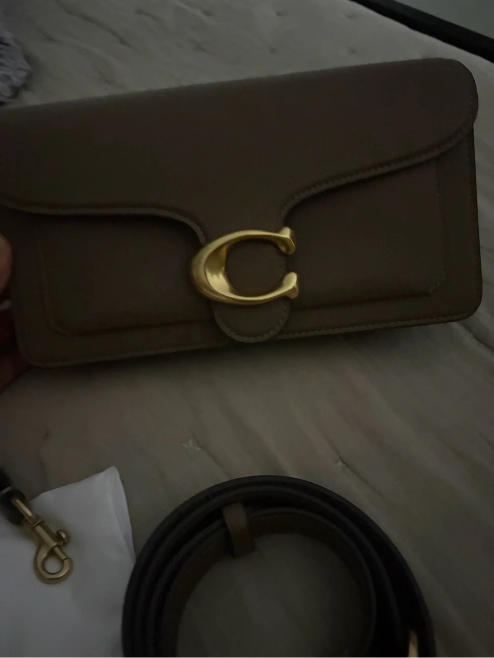 Brand new Tabby 26 Coach Dark Brown Leather Crossbody Bag with Gold 'C' Hardware - Picture 4 of 7